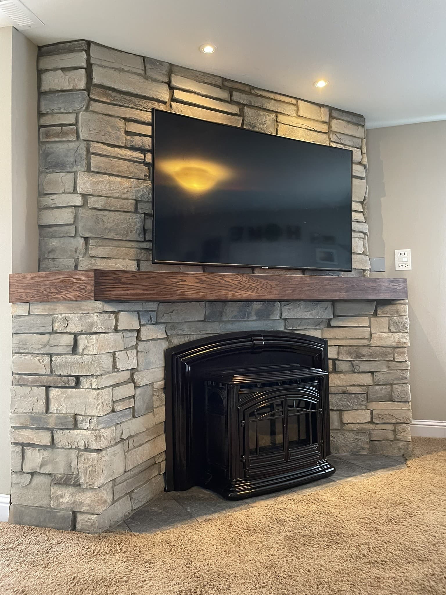 blackburn-clark-rd_after_fireplace-with-tv_01